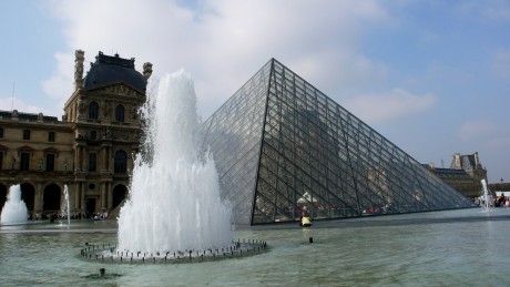 16 Louvre Paříž 01